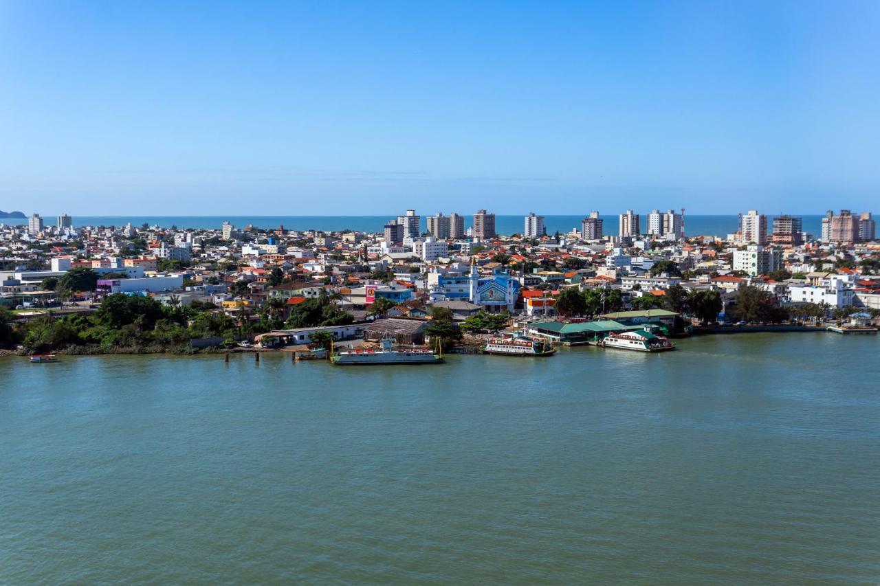 Mercure Itajai Navegantes Екстер'єр фото